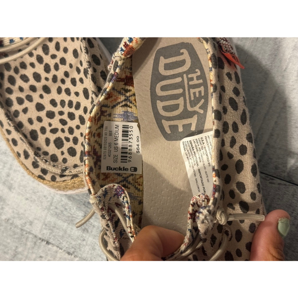 Heydude BNWT Size 5 $64.99 Wendy Pieced Bisbee - Picture 6 of 9